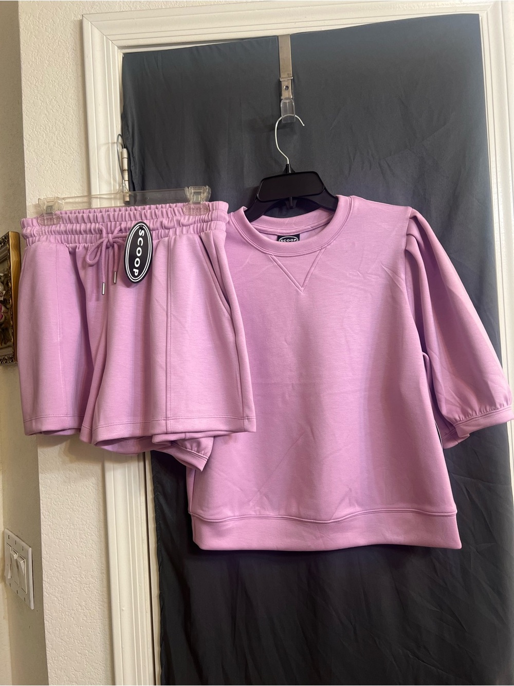 NWT scoop Lilac Puff-Sleeve Sweatshirt & Shorts Set - womens S